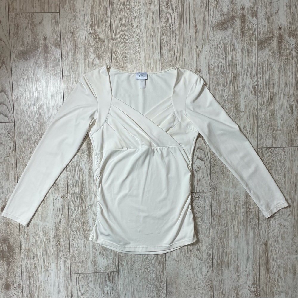 DONNA XS cream long sleeve ruched stretch top